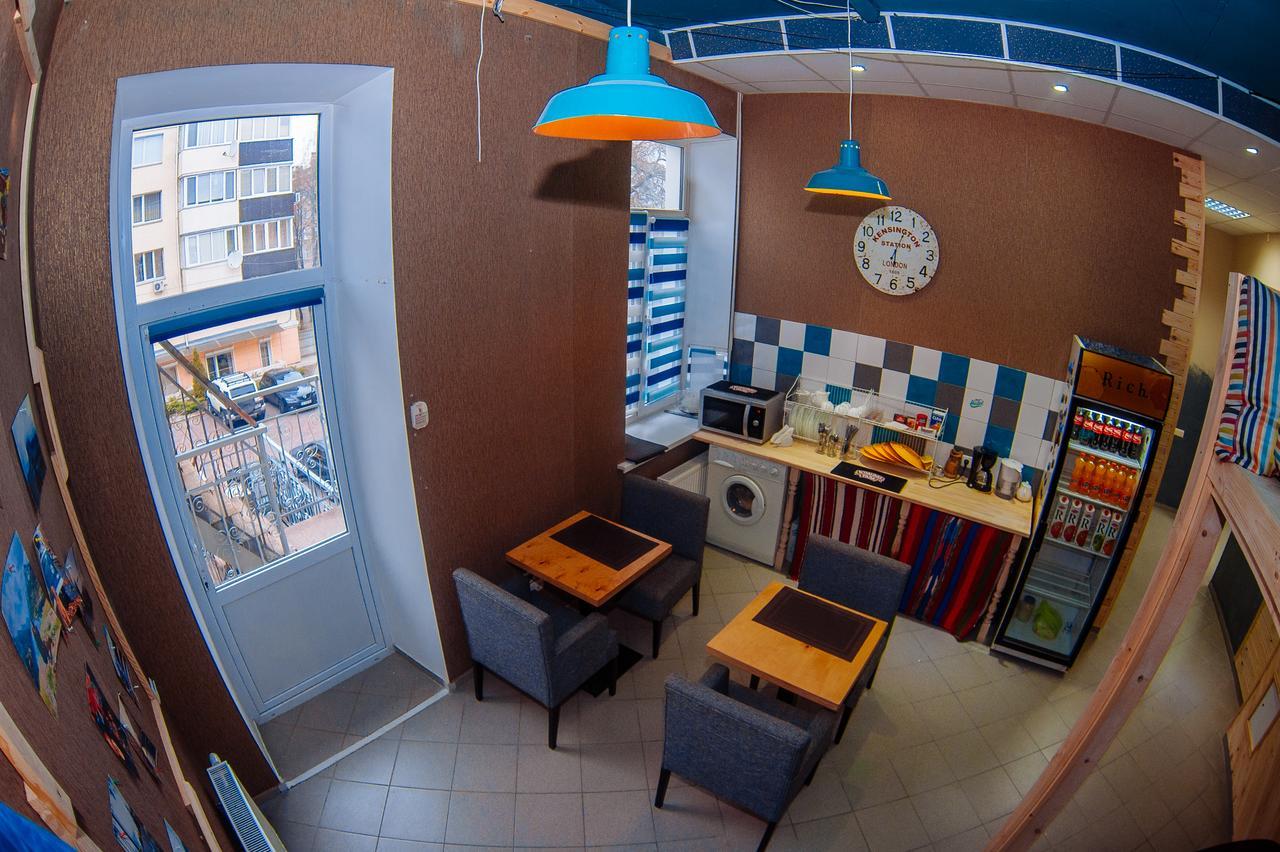 Papa'S Hostel Czernihów Zewnętrze zdjęcie