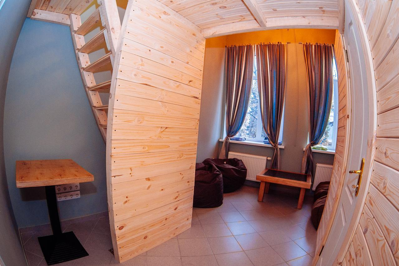 Papa'S Hostel Czernihów Zewnętrze zdjęcie